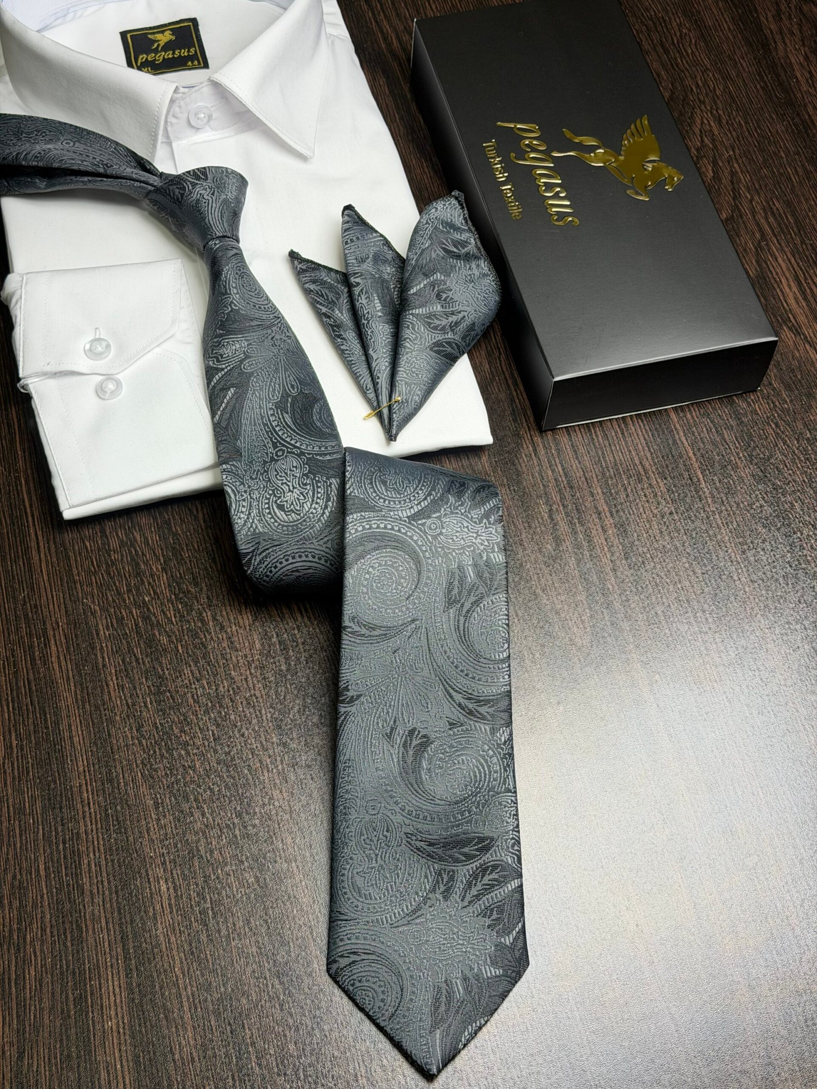 Tie & pocket square — Gray · 7.5 cm